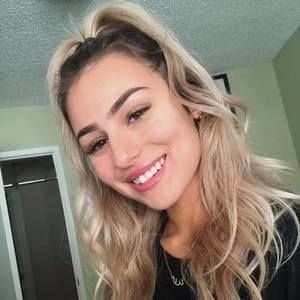 Meet your Posher, Daria